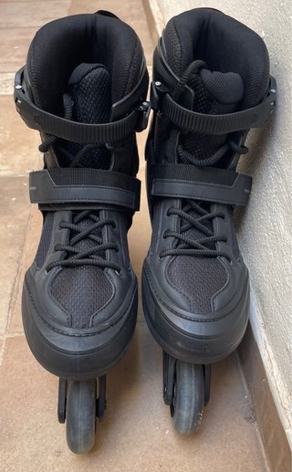Patines en línea negros