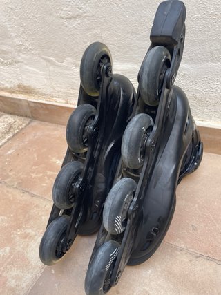 Patines en línea negros