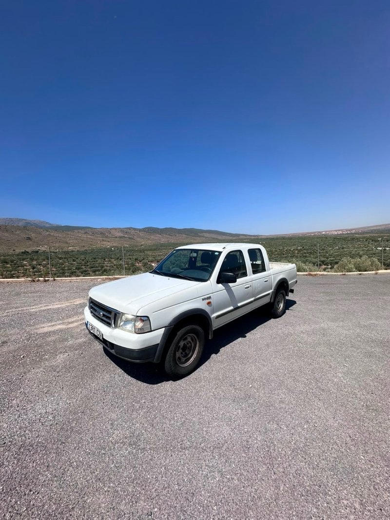 Ford Ranger 2004 - foto 1
