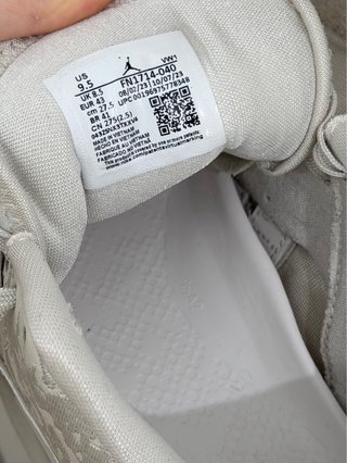 Zapatillas Jordan Zion 3 SE M.U.D. "Light Bone"
