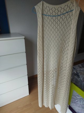 Chaleco largo crochet calado beige