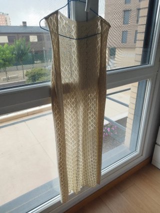 Chaleco largo crochet calado beige