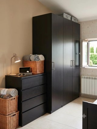 Armadi Ikea