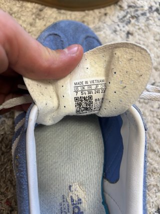 Adidas Gazelle Azuis e Brancas Tam 38.5