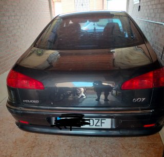 Peugeot 607 2006