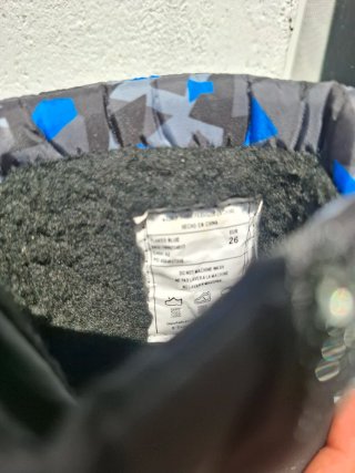 Botas de nieve para niño con camuflaje