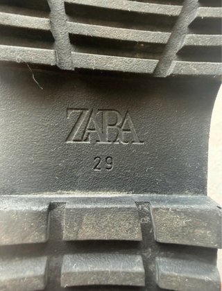 Stivaletti Zara neri con zip chunky