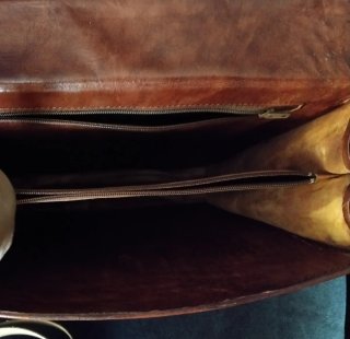 Bolso piel  marrón y cinturón a juego