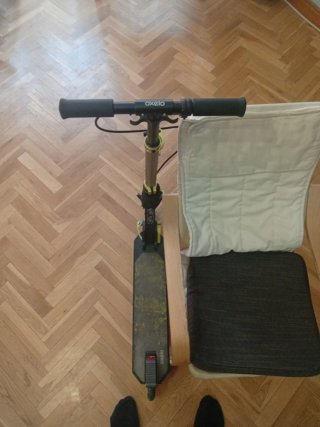 Patinete infantil con ruedas