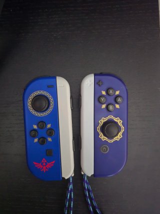 Joy-Con Edición Especial Zelda Skyward Sword HD