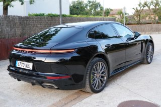 Porsche Panamera 2025