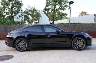 Porsche Panamera 2025