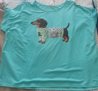 Camiseta turquesa ideal para verano, fresquita