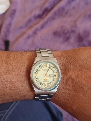Reloj Citizen Automático Dorado/Plateado