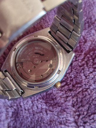 Reloj Citizen Automático Dorado/Plateado