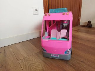 Autocaravana Barbie Dream Camper