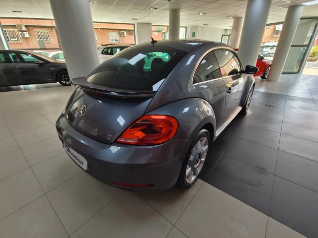 Volkswagen Beetle 2014
