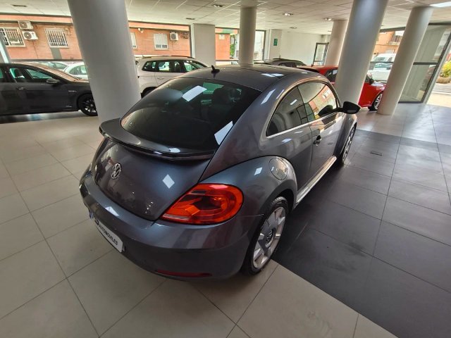 Volkswagen Beetle 2014