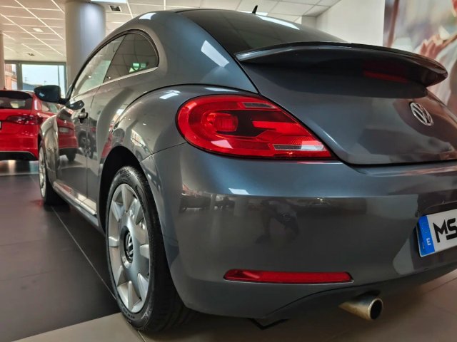 Volkswagen Beetle 2014