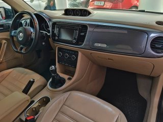 Volkswagen Beetle 2014