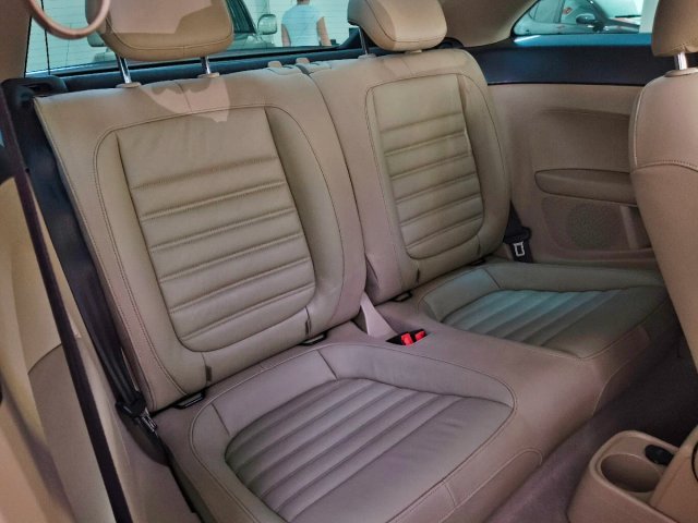 Volkswagen Beetle 2014