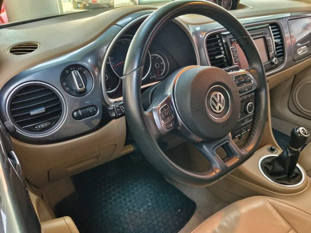 Volkswagen Beetle 2014
