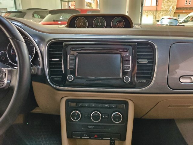 Volkswagen Beetle 2014