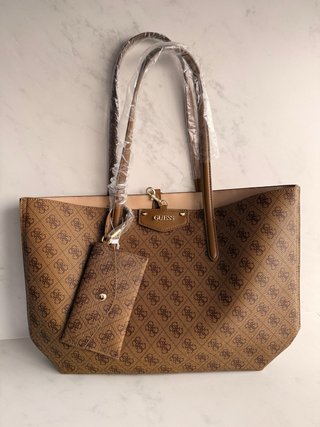 Bolso Guess Beige y Marrón Monogram