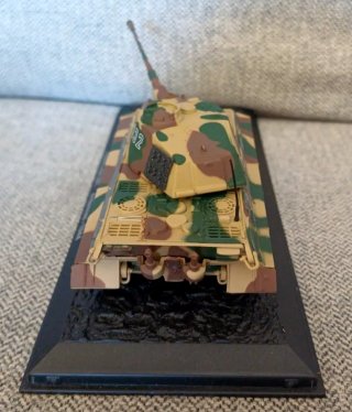 Die Cast PanzerKampfwagen Tiger Ardennes 1944