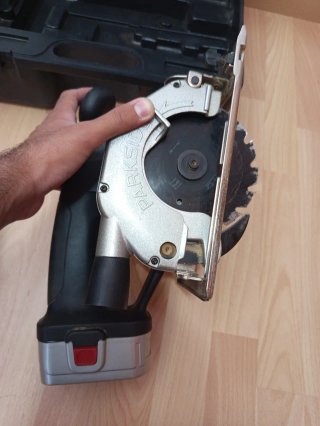 Sierra Circular Parkside + Batería y Cargador