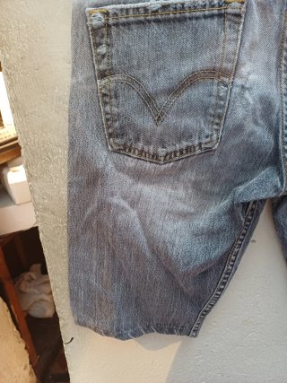 Bermuda Levi's Gris Desgastado