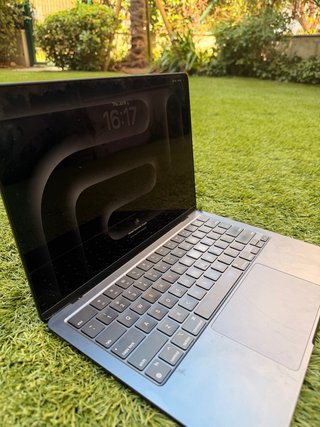 MacBook M2 Apple