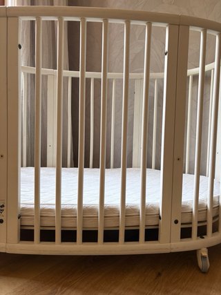 Cuna Stokke Sleepi Blanca + Colchón