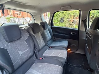 RENAULT Scenic CONFORT DYNAMIQUE 1.6 16V
