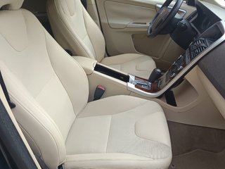 VOLVO XC60 D5 AWD Summum Auto