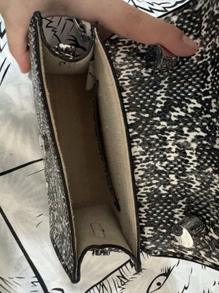 Bolso Parfois blanco y negro estampado