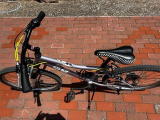 Bicicleta B-TWIN 24 Gris