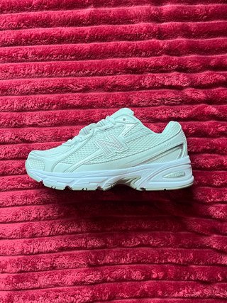 New Balance 740 Mujer Blancas