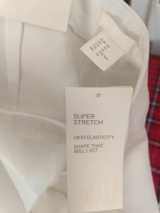 Pantalón vestir blanco sin estrenar