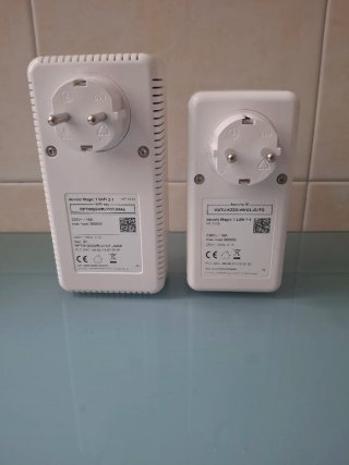 Adaptadores Devolo Magic WiFi Starter Kit