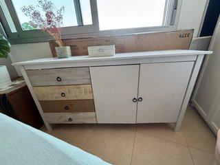 Cómoda vintage de madera