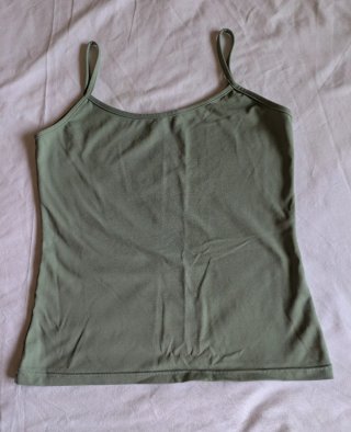 Camiseta de tirantes verde oliva