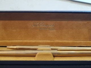 Set Pluma Estilográfica y Bolígrafo S.T. Dupont