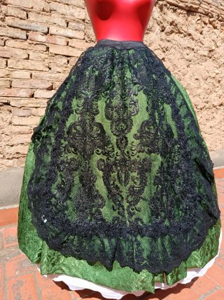 Falda Castellonera verde
