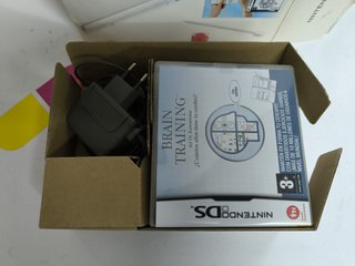 Nintendo DS Lite con caja