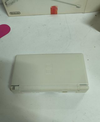 Nintendo DS Lite con caja