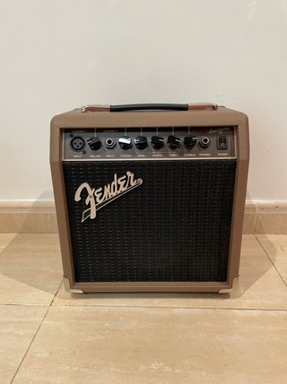 Amplificador Fender Acoustasonic 15 + 2 cables