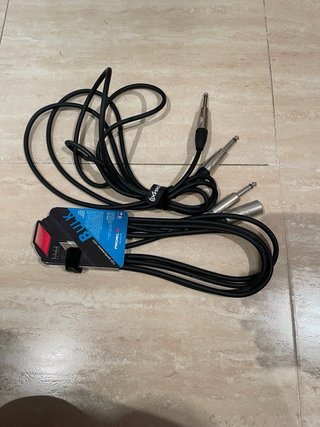 Amplificador Fender Acoustasonic 15 + 2 cables