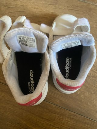 Zapatillas Adidas niña blancas velcro