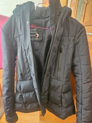 Chaqueta Superdry azul marino Talla S.
